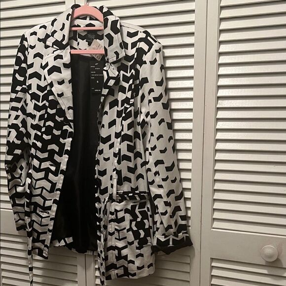 Robert Louis Jackets & Blazers - # 0996+ Stylish Abstract Chevron Black & White Women's Jacket “31 X 21”